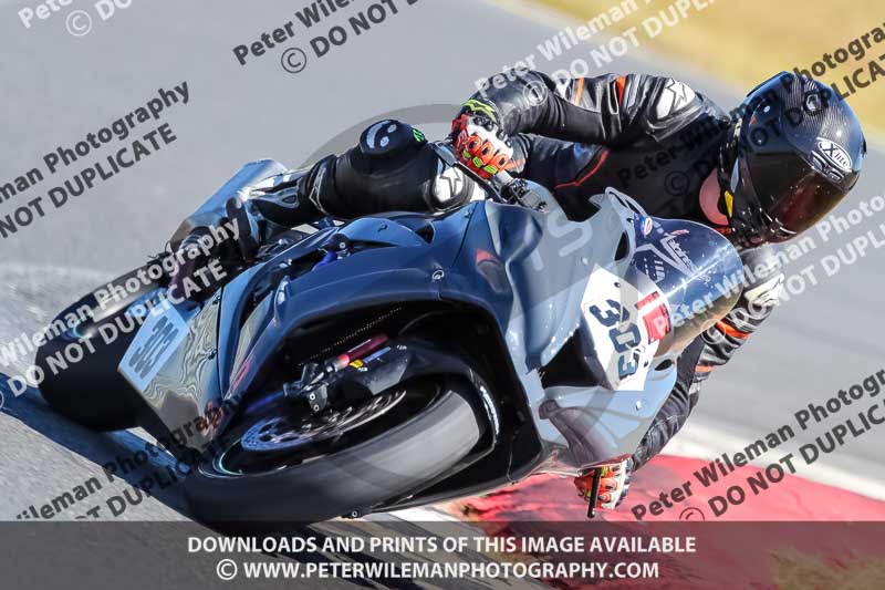 enduro digital images;event digital images;eventdigitalimages;no limits trackdays;peter wileman photography;racing digital images;snetterton;snetterton no limits trackday;snetterton photographs;snetterton trackday photographs;trackday digital images;trackday photos